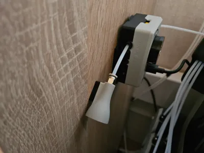 Filament Funnel for Wall Mounting