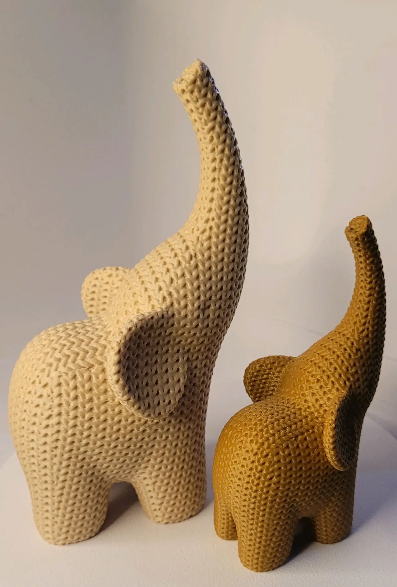 Knitted Texture Elephant – Decorative Model view 3