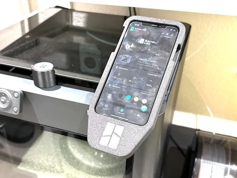 iPhone 11 case for the orientable stand on P1S