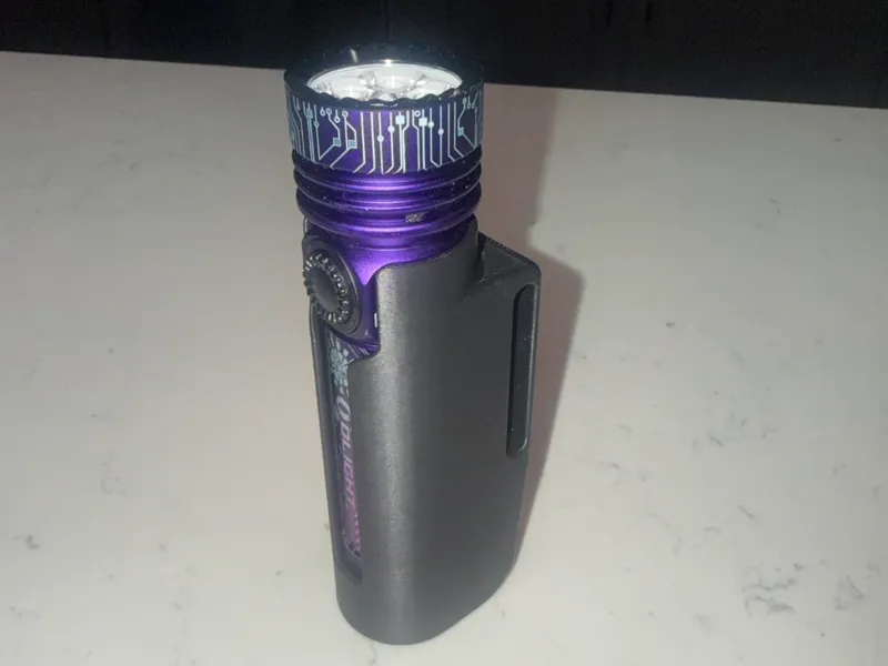 OLIGHT Seeker 4 Holster