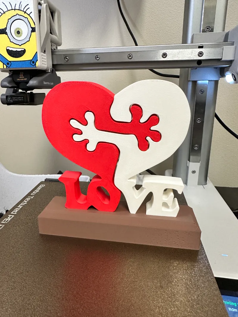 Interlocking Love Heart