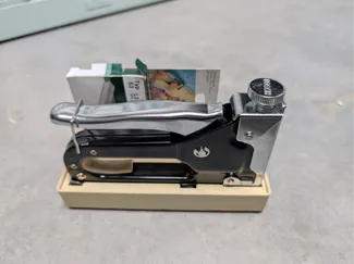 Gridfinity Bosch stapler bin with extra storage