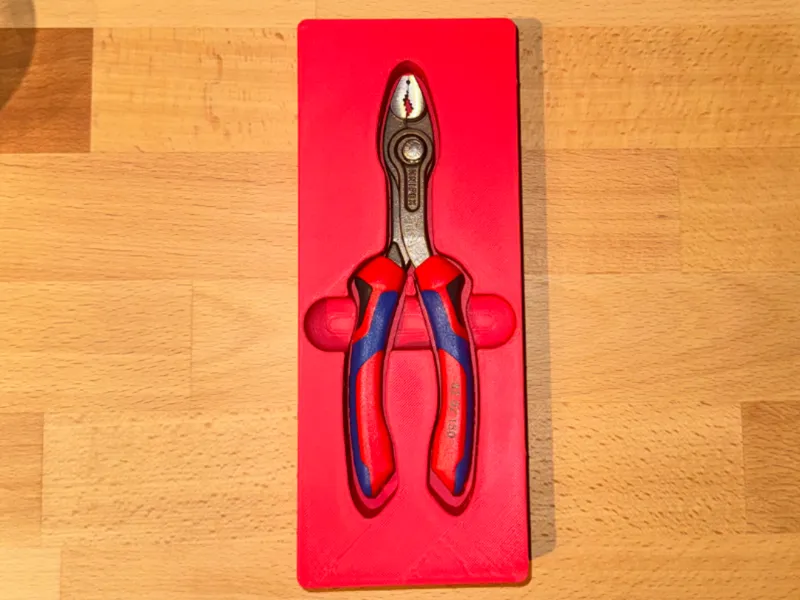 Knipex TwinGrip 82 02 150 Gridfinity