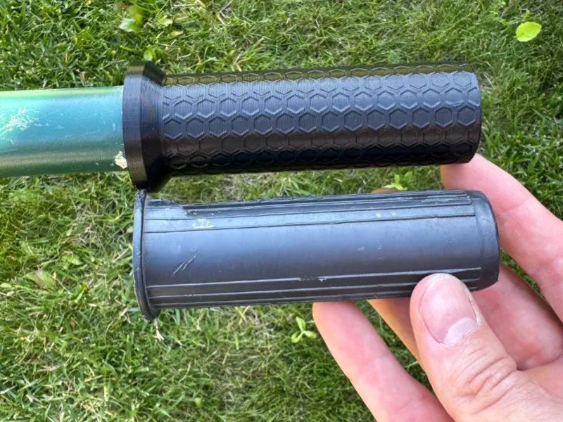 Wheelbarrow Handle Grips (28.3 mm Tube)