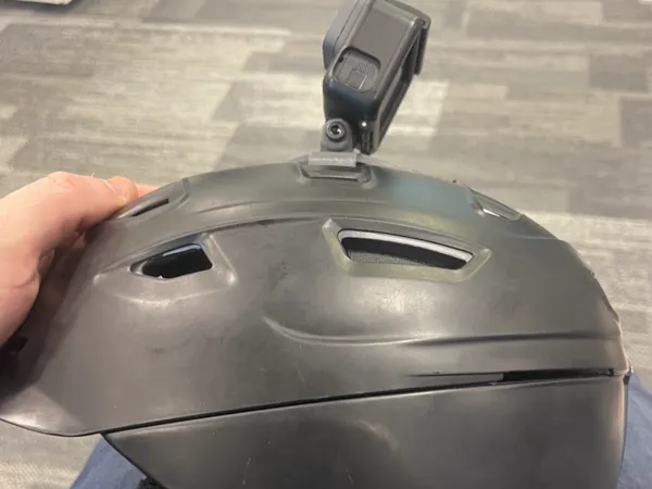 Fixation GoPro pour casque de ski Anon
