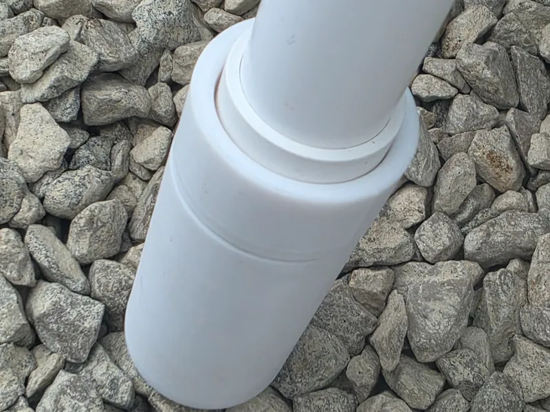 adjustable leg