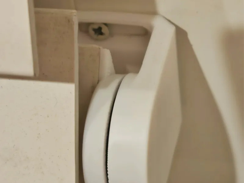 Magnetic Blinds Lock for horizontal door blinds