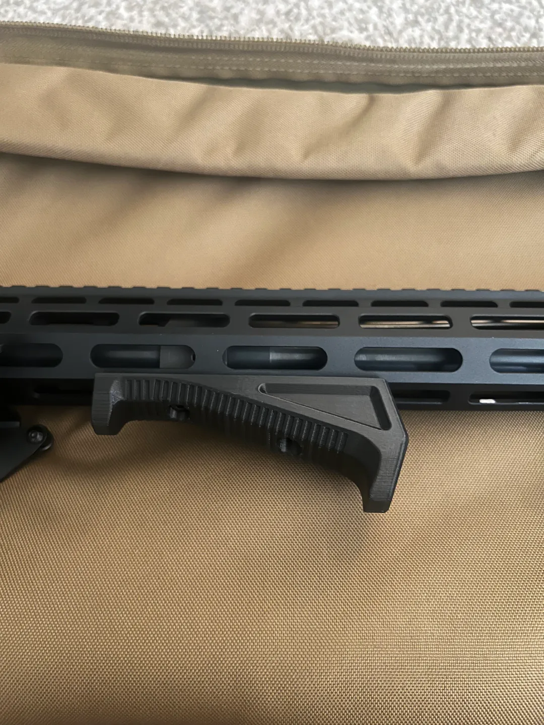 AR-15 MLOK Grip view 3