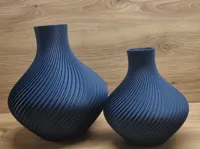 0.2mm layer, 2 walls, 15% infill Gyroid