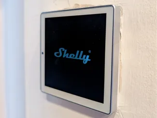 Shelly Wall Display Spacer