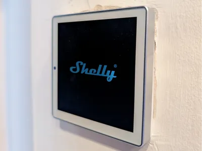 Shelly Wall Display Spacer