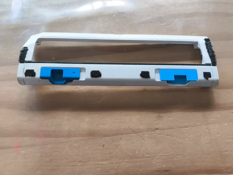 Clip brosse centrale ECOVACS Deebot x5
