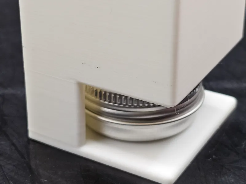 56mm Salve Dispenser
