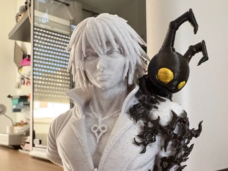 Riku Bust with Shadow Heartless Kingdom Hearts