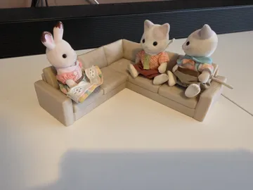 Figura decorativa: 1:12 Miniature Corner Sofa for Dollhouse — vista de referencia 3
