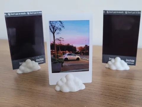 Cloud Photo Stand