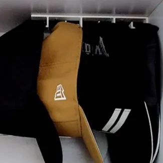 Cap holder