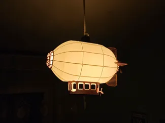 Airship lamp shade