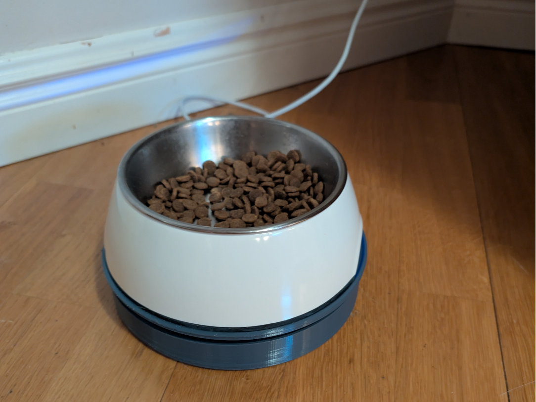 Pet food scale