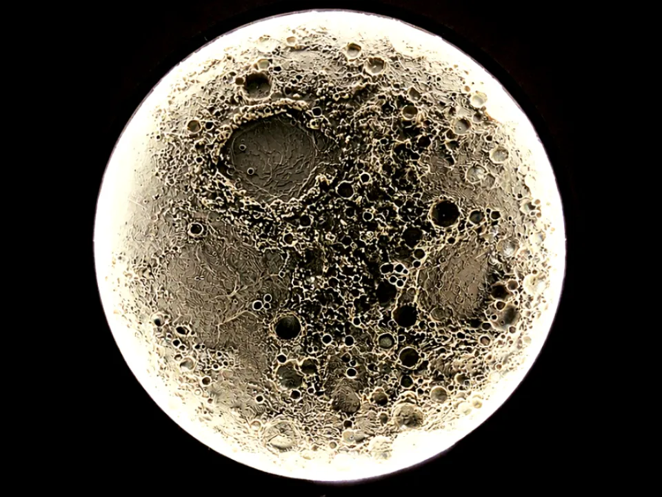 Large Illuminated Lunar Wall Lamp v2 - Art - PLA - 3D printed product