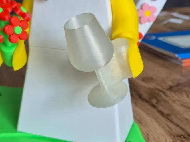 Brick Man Weinglas "zart" für meine Figuren