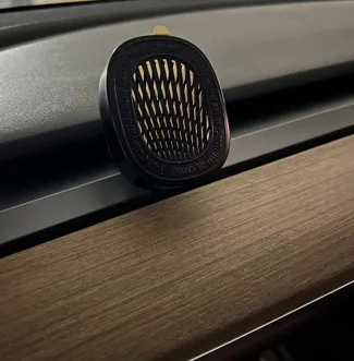 Tesla Model 3/Y Perfume Adapter