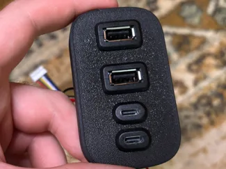 Lancia Kappa USB Ports