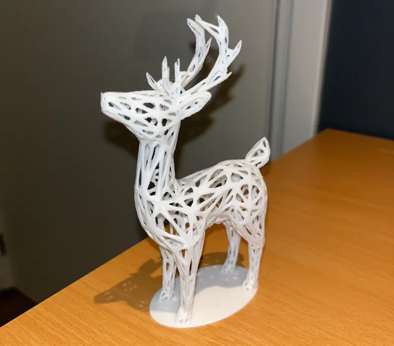 Standing deer wireframe // 14 gr // no support