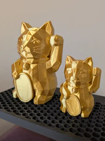 Modelo para impresión 3D: 金運アップ ローポリ 招き猫 — vista de referencia 2