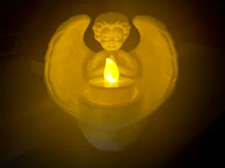 Engel mit LED Teelichthalterung