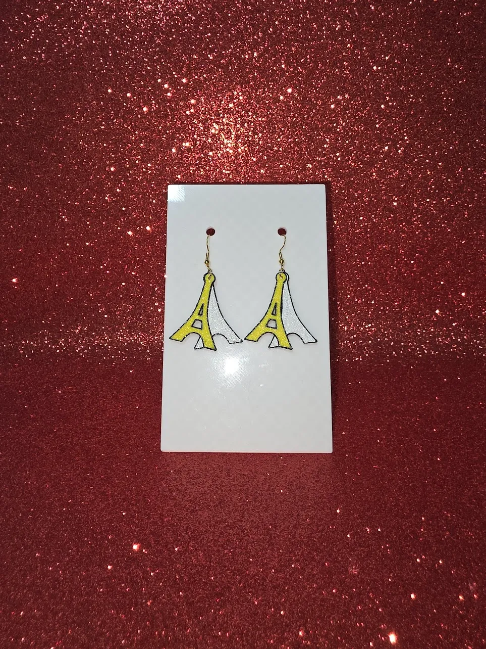 Gold tour Effeil earrings view 2