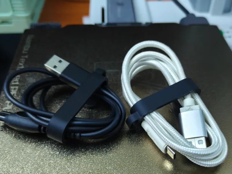 Essential Cable Clip with Keeper Hook (Fast Print)