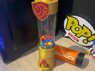 Custom candy dispenser made with can - Hogwarts