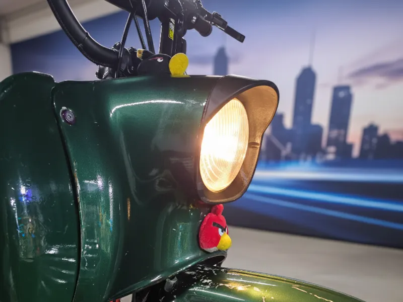Simson Schwalbe Scheinwerferblende mit Schirm