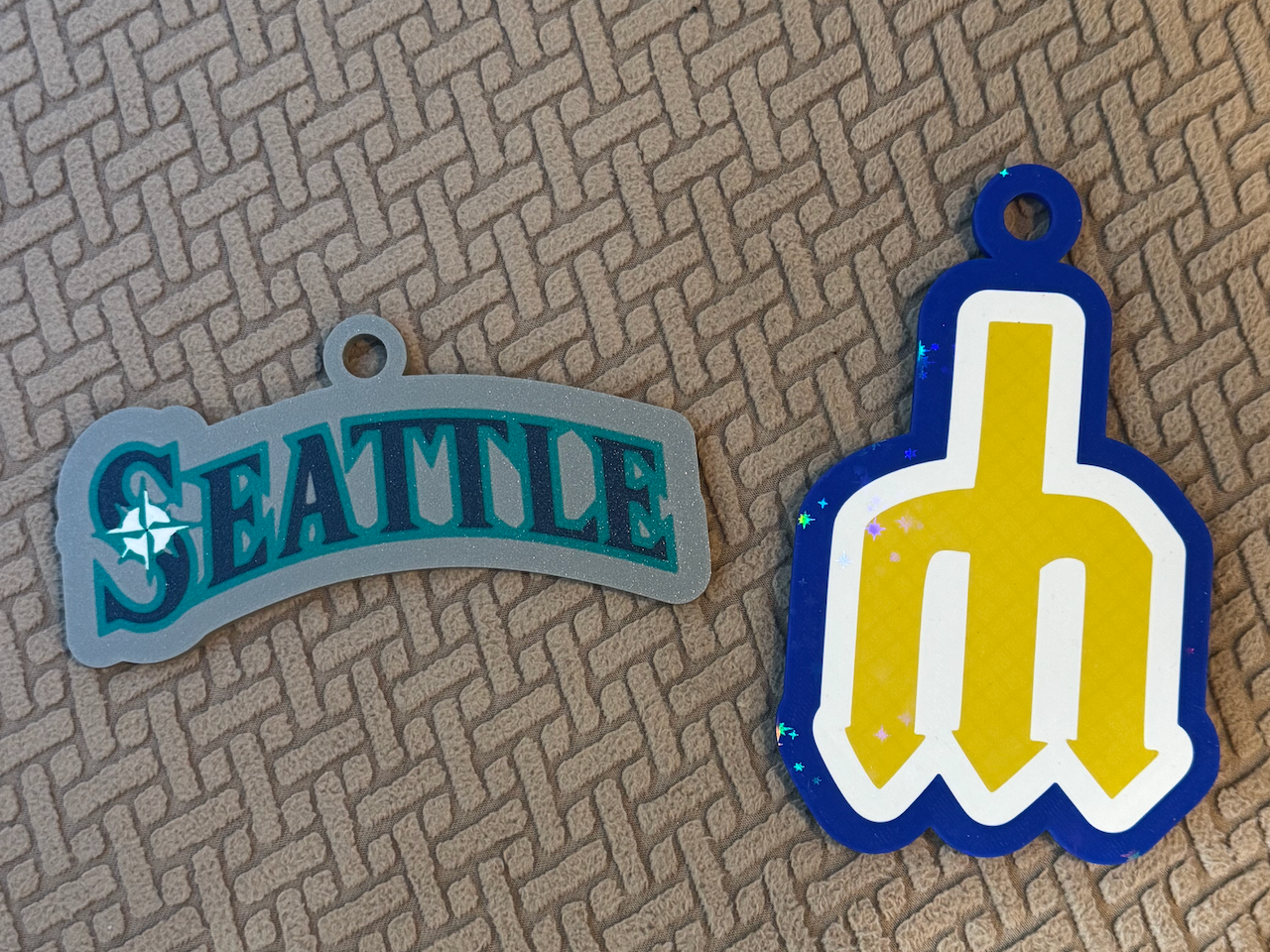Seattle Mariners baseball hype chain pendant