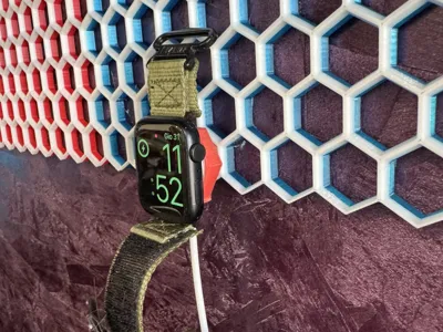 Apple Watch Honeycomb storage wall