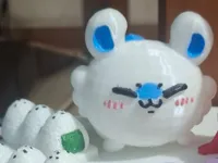 Figurine Momonga, univers Chiikawa — photo 1