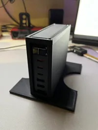 Support vertical pour chargeur GaN 6 ports — photo 1