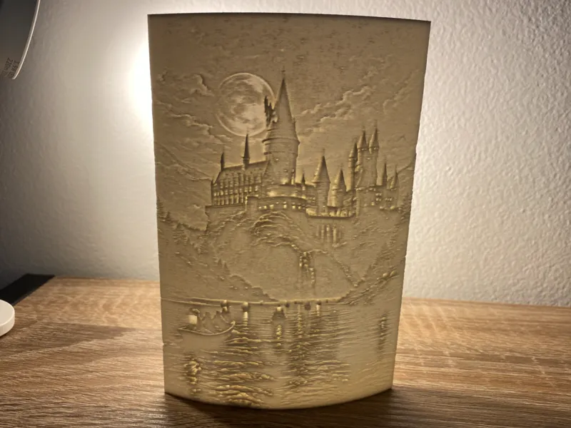 Hogwarts Castle - Curved Lithophane