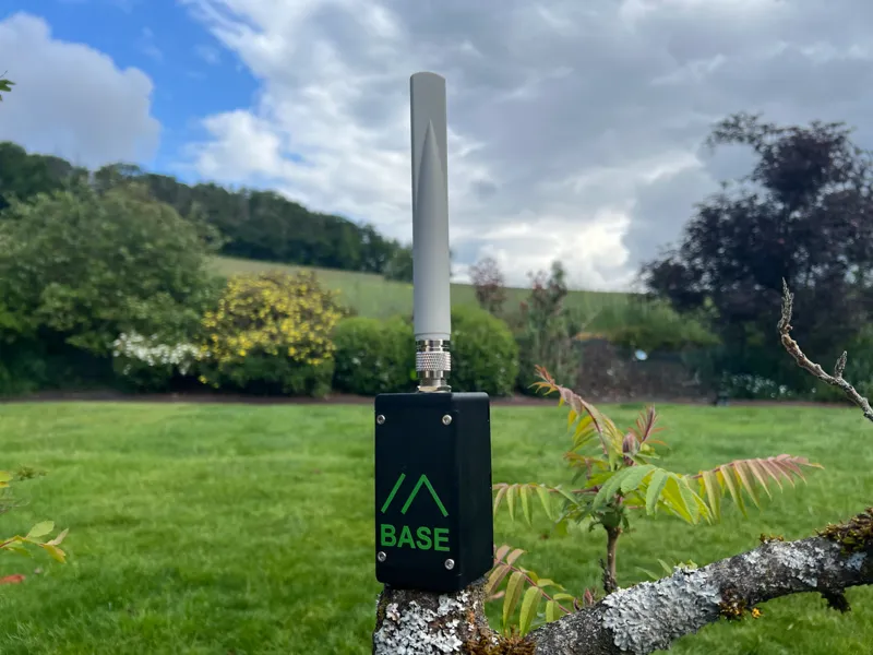 Mobiler MeshCore / Meshtastic Repeater