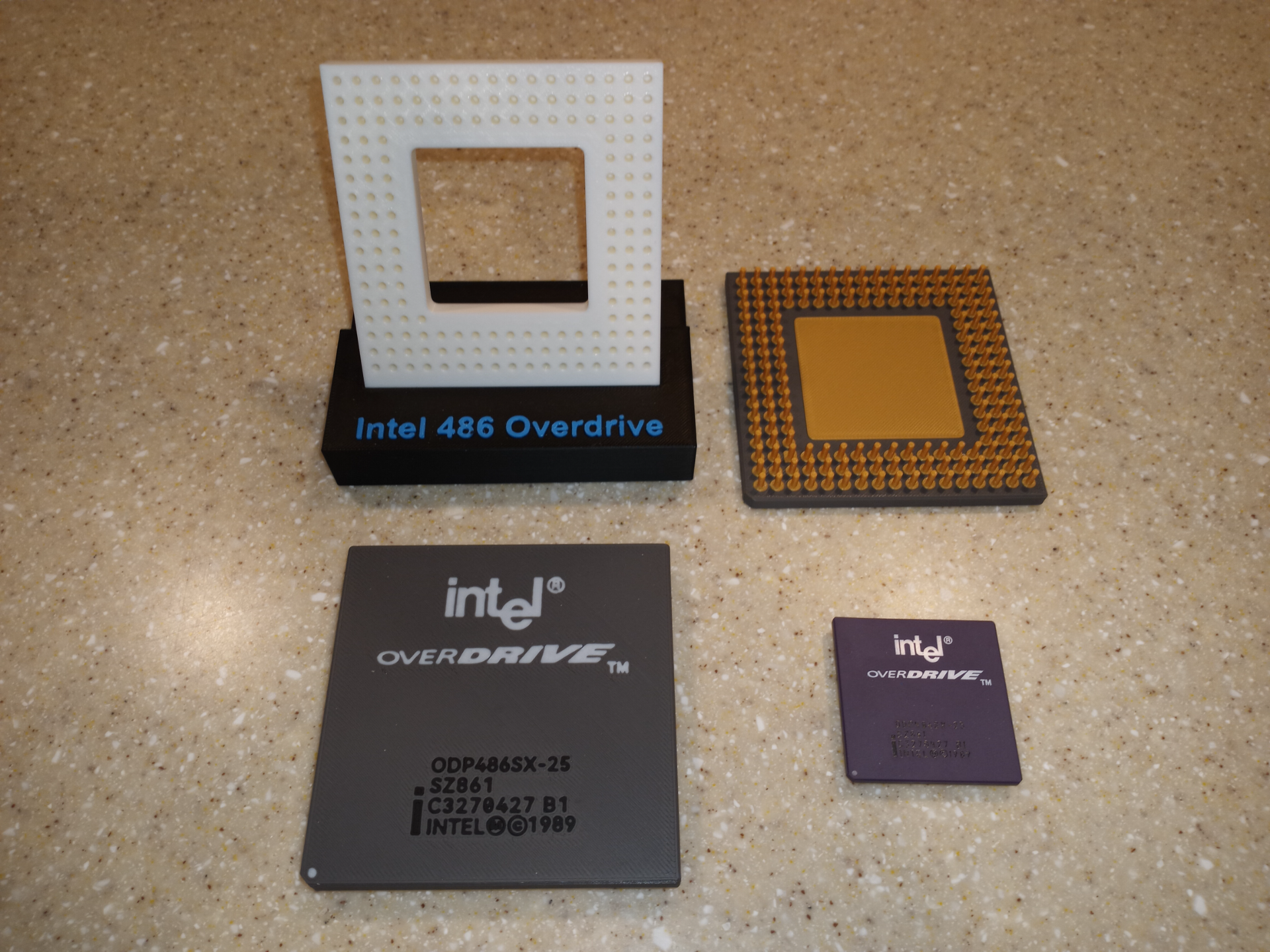 Intel 486SX Overdrive CPU With Display Socket