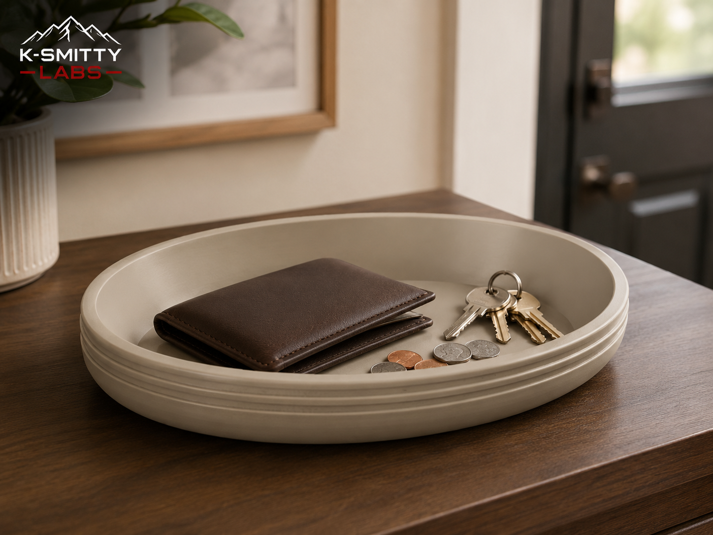 Modern Ribbed Keys & Wallet Catch-All Tray