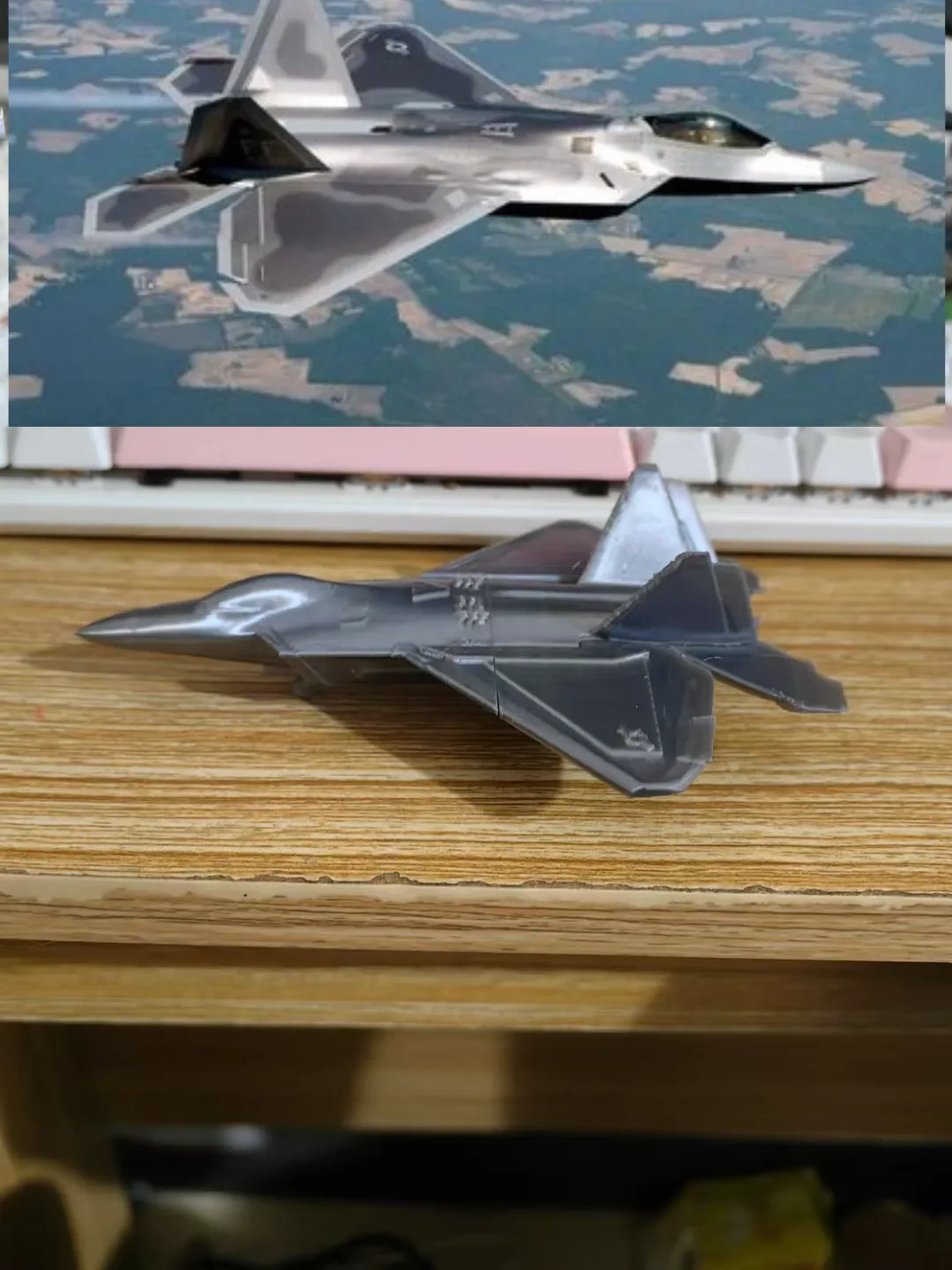 Miniatura 1 do modelo 3D F22战斗机，超精细节版，带轮子带支架,美国f22猛禽