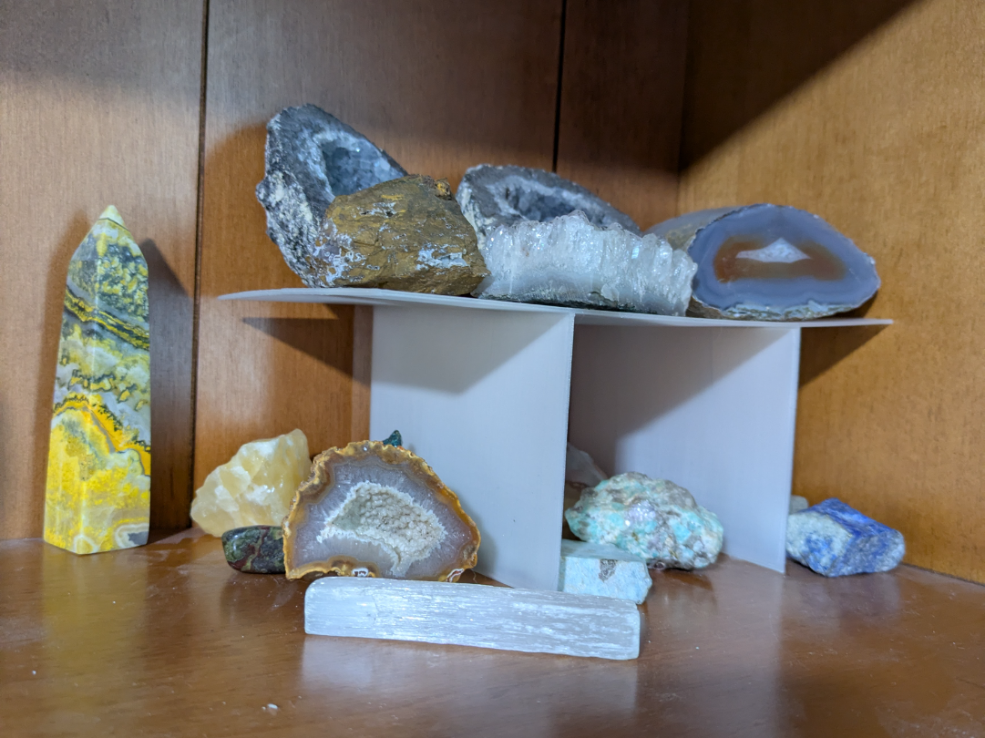 Display stand for Rocks, 3d prints, etc