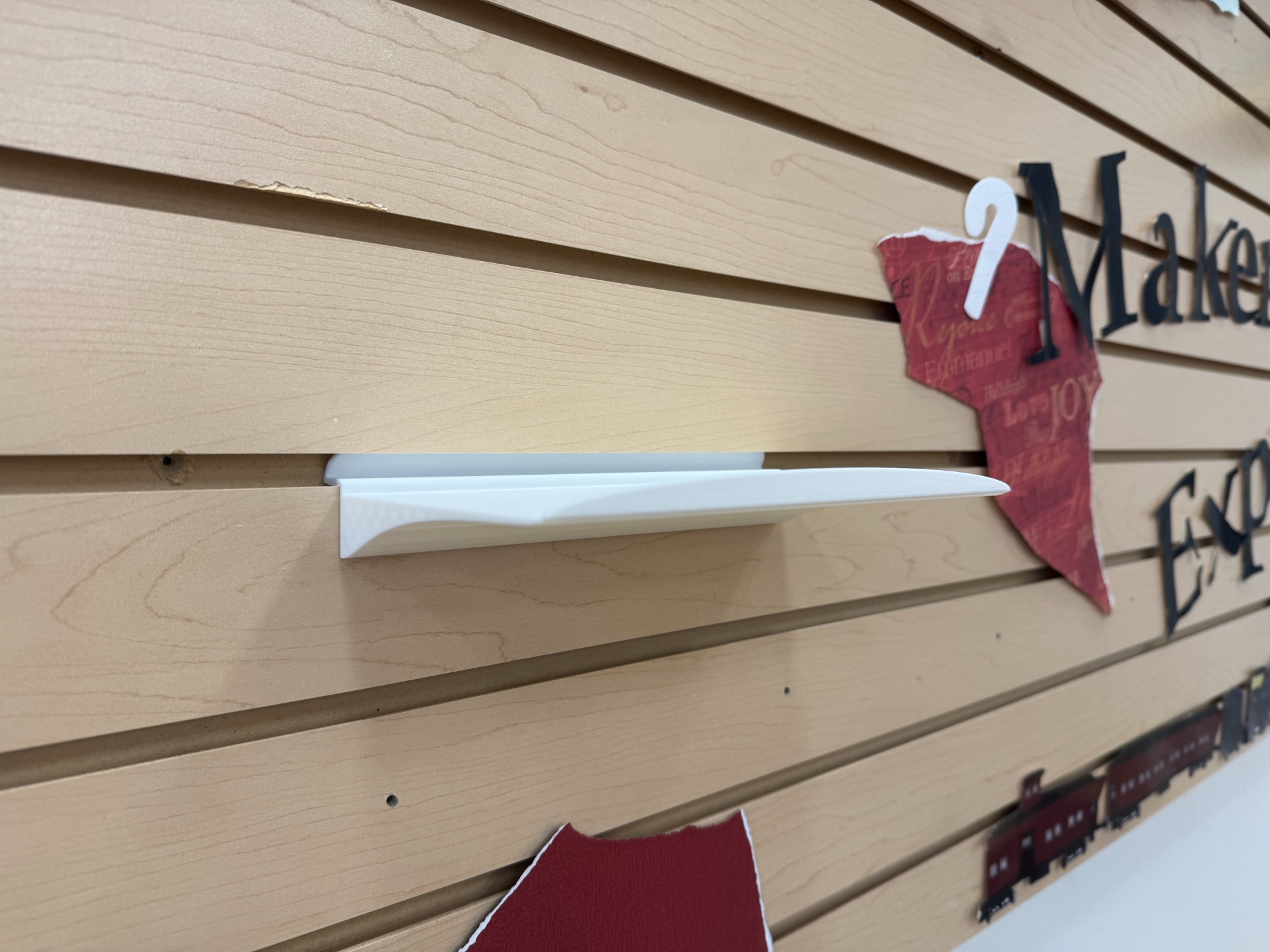 Slatwall Shelf with Lip (Book Display)