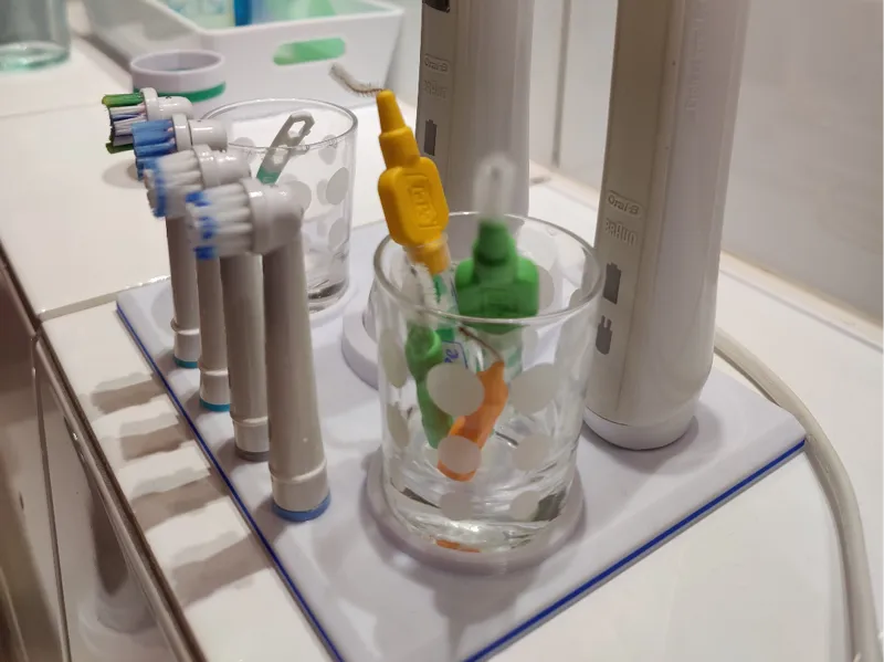 ORAL B Station
