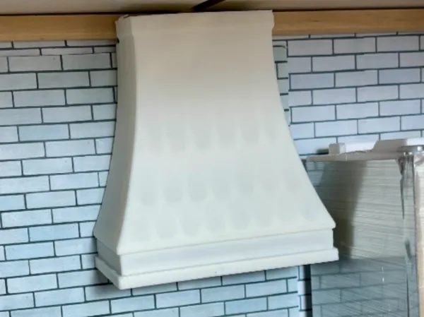 Hotte et grille de cuisinière pour maison de poupée