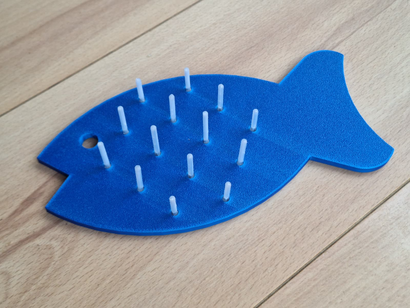 Motor skill toy fish