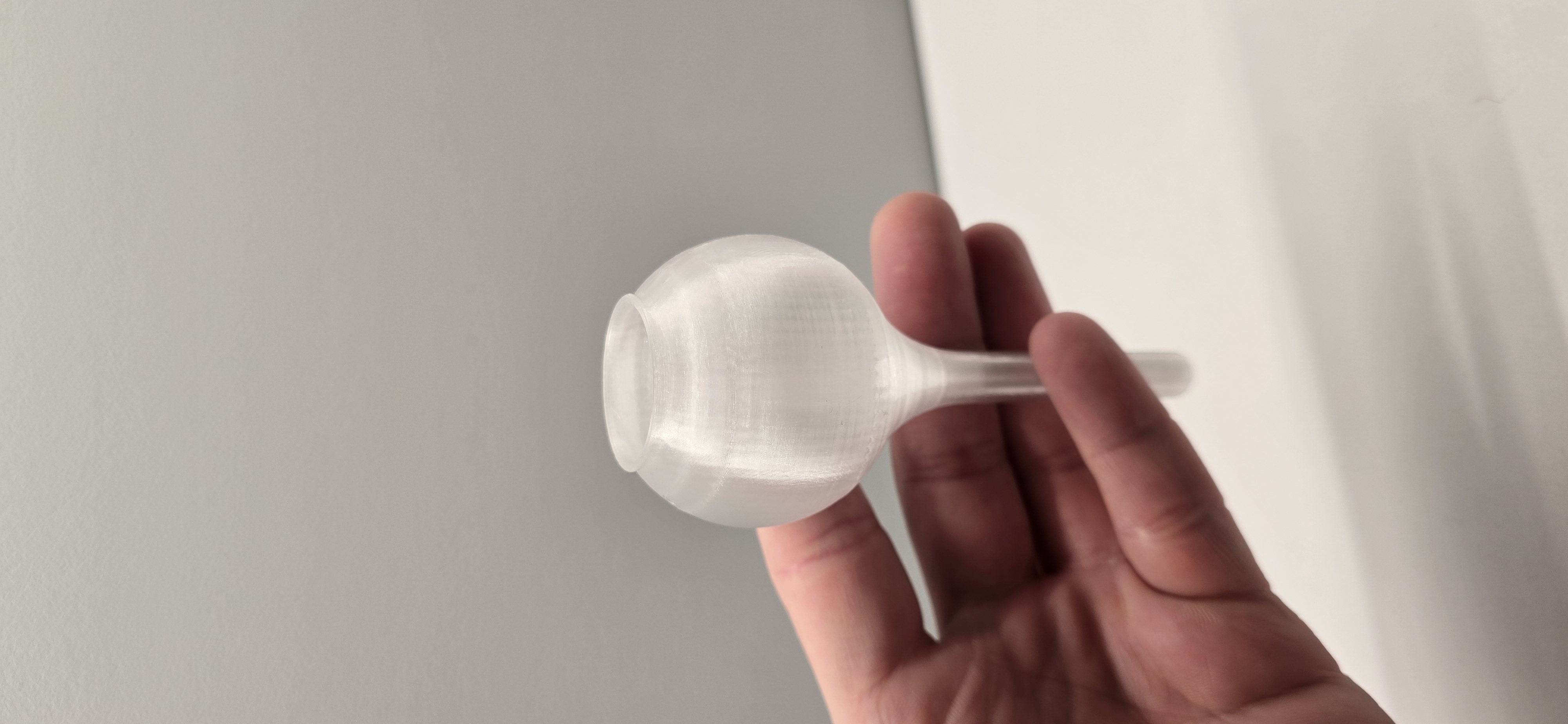Miniatura 3 do modelo 3D Self-Watering Globe