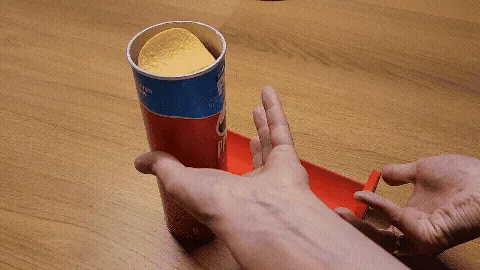 Pringles Tray and lid - with new logo view 3